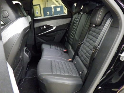 Peugeot e-3008 Allure 73 kWh | Lederen bekleding | Stoelverwarming | Fase 3 laden | 4.500km | Origineel NL | Nav... ActivLease financial lease