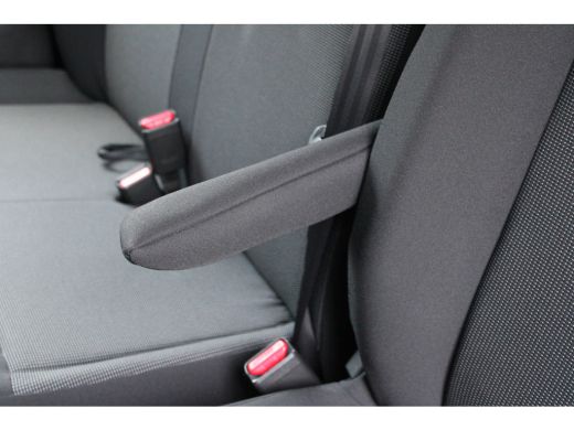 Peugeot e-Expert 75 kWh | 8 JAAR GARANTIE | CAMERA | NAVI | BETIMMERING | DRAADLOOS CARPLAY | ActivLease financial lease