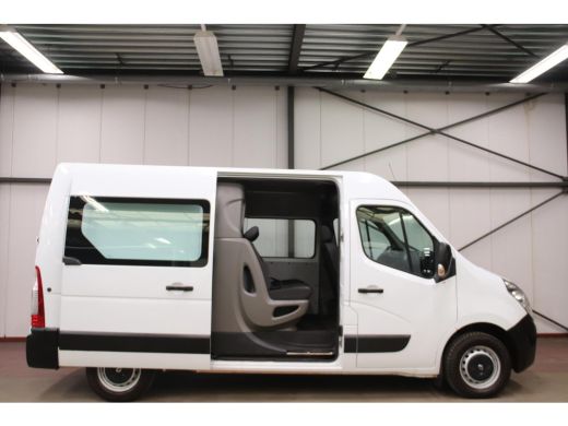 Renault Master 2.3 dCi L2H2 DUBBEL CABINE TREKHAAK Renault Master T35 2.3 dCi L2H2 DUBBEL CABINE TREKHAAK ActivLease financial lease