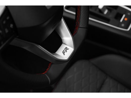 Seat Leon Sportstourer 1.5 TSI e-Hybrid FR Business l Black Style l Elektr. Trekhaak l Apple Car Play Andro... ActivLease financial lease