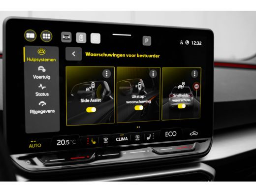 Seat Leon Sportstourer 1.5 TSI e-Hybrid FR Business l Black Style l Elektr. Trekhaak l Apple Car Play Andro... ActivLease financial lease