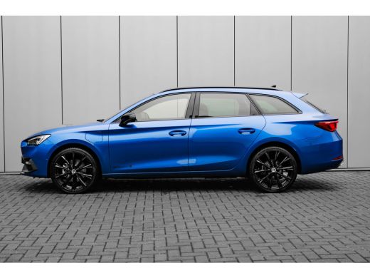 Seat Leon Sportstourer 1.5 TSI e-Hybrid FR Business l Black Style l Elektr. Trekhaak l Apple Car Play Andro... ActivLease financial lease