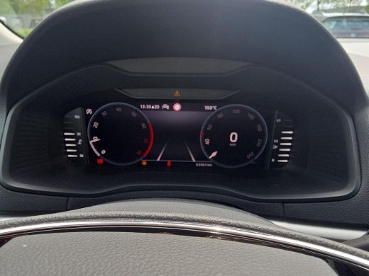 Skoda Karoq 1.5 TSI ACT Ambition | 150Pk |  | Trekhaak | Elec. klep | ACC | Keyless | ActivLease financial lease
