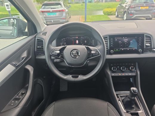 Skoda Karoq 1.5 TSI ACT Ambition | 150Pk |  | Trekhaak | Elec. klep | ACC | Keyless | ActivLease financial lease