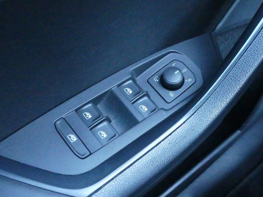 Skoda Kodiaq 1.5 TSI 150PK Business Edition DSG-7 | ELEKTRISCHE ACHTERKLEP | CAMERA | PARKEERSENSOREN V+A | GE... ActivLease financial lease