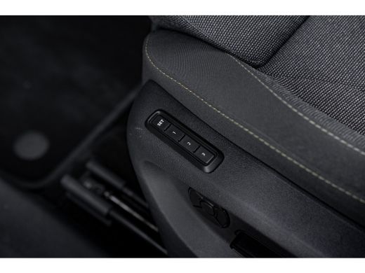 Skoda Kodiaq 1.5 TSI PHEV 204pk Business Edition | Trekhaak | Camera | Stoelverwarming | Keyless ActivLease financial lease