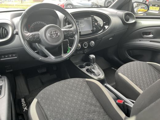 Toyota Aygo 1.0 VVT-i S-CVT first Automaat | All-in prijs | Adaptive cruise control | Stoelverwarming ActivLease financial lease