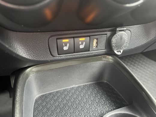 Toyota Aygo 1.0 VVT-i S-CVT first Automaat | All-in prijs | Adaptive cruise control | Stoelverwarming ActivLease financial lease