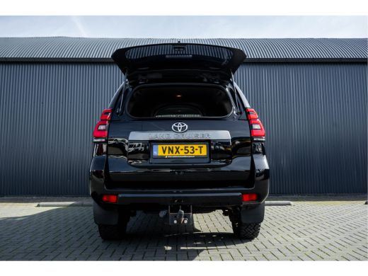 Toyota Land Cruiser 2.8D-4D | 204 PK | 5DRS | 4x4 | Fabrieksgarantie | Dealer onderhouden | Cruise | Airco | Trekhaak ActivLease financial lease