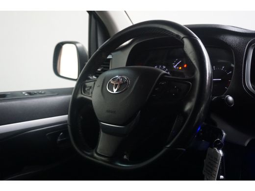 Toyota ProAce 2.0 D-4D Black Line | Achteruitrijcamera | Cruise control | Navigatiesysteem full map ActivLease financial lease