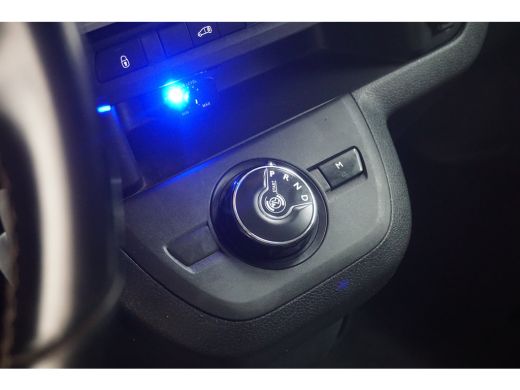 Toyota ProAce 2.0 D-4D Black Line | Achteruitrijcamera | Cruise control | Navigatiesysteem full map ActivLease financial lease