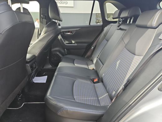 Toyota RAV4 2.5 Hybrid AWD Bi-Tone ActivLease financial lease