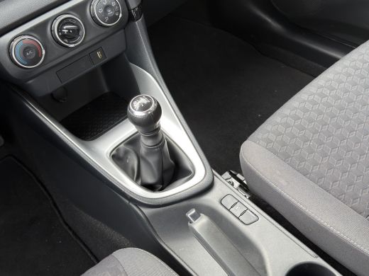 Toyota Yaris 1.5 VVT-i Active | Apple Carplay/Android Auto | Cruise control adaptief | Achteruitrijcamera | Ri... ActivLease financial lease