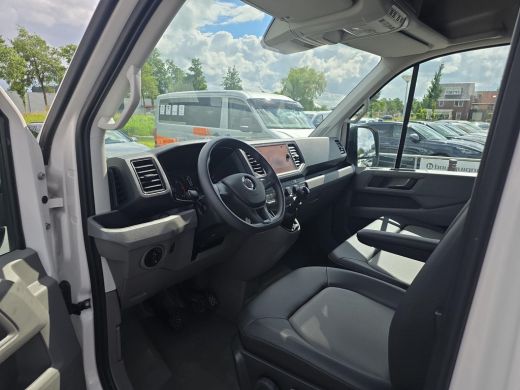 Volkswagen Crafter 35 2.0 TDI L4H3 | Trekhaak | Clima | Kunstleder | Bijrijdersbank | Betimmering | ActivLease financial lease