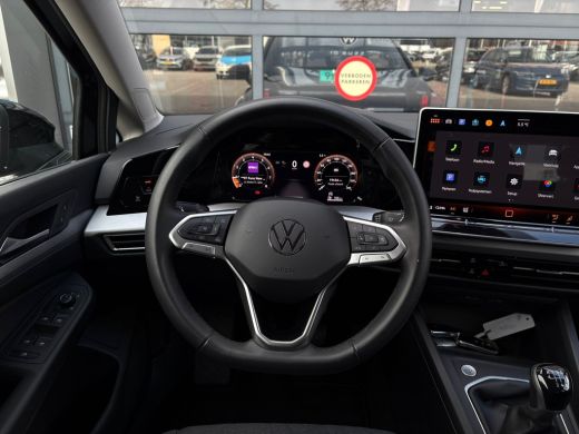 Volkswagen Golf 1.5 TSI 115 pk Life Edition | Climatronic | Apple Carplay | Led koplampen | Achteruitrijcamera | ActivLease financial lease
