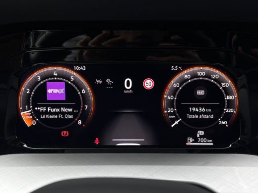 Volkswagen Golf 1.5 TSI 115 pk Life Edition | Climatronic | Apple Carplay | Led koplampen | Achteruitrijcamera | ActivLease financial lease