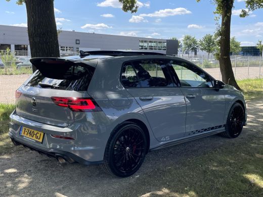 Volkswagen Golf 2.0 TSI GTI ClubSport 45 Jahre | 301 pk | Achteruitrijcamera | Stoel/stuur verwarming | Cruise ad... ActivLease financial lease
