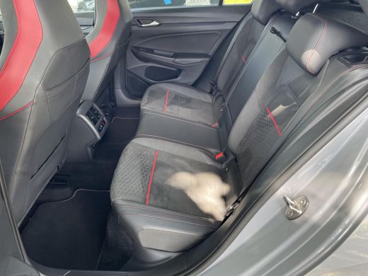 Volkswagen Golf 2.0 TSI GTI ClubSport 45 Jahre | 301 pk | Achteruitrijcamera | Stoel/stuur verwarming | Cruise ad... ActivLease financial lease