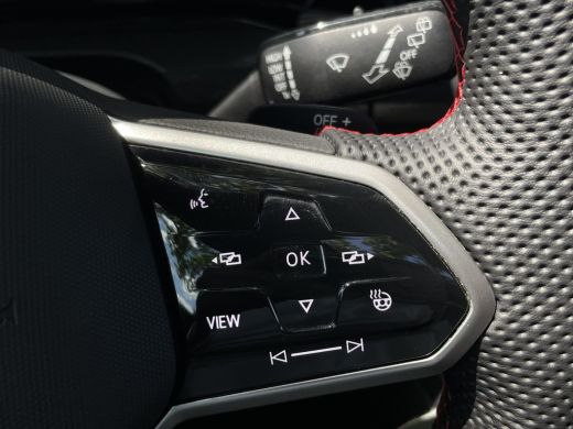 Volkswagen Golf 2.0 TSI GTI ClubSport 45 Jahre | 301 pk | Achteruitrijcamera | Stoel/stuur verwarming | Cruise ad... ActivLease financial lease