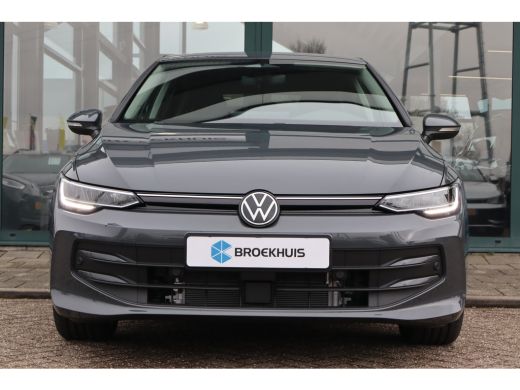 Volkswagen Golf Life Edition eHybrid | 'App-Connect' draadloze smartphone integratie | Achterbank in ongelijke de... ActivLease financial lease