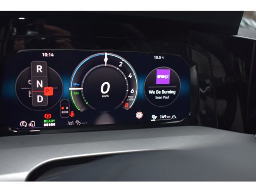 Volkswagen Golf Life Edition eHybrid | 'App-Connect' draadloze smartphone integratie | Achterbank in ongelijke de... ActivLease financial lease