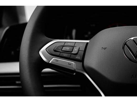 Volkswagen Golf Life Edition eHybrid | 'App-Connect' draadloze smartphone integratie | Achterbank in ongelijke de... ActivLease financial lease