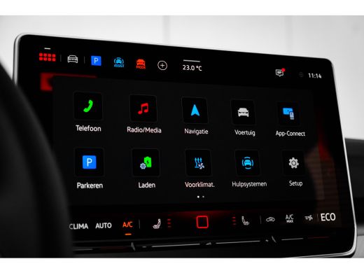 Volkswagen Golf Life Edition eHybrid | 'App-Connect' draadloze smartphone integratie | Achterbank in ongelijke de... ActivLease financial lease