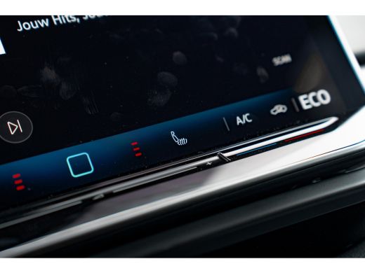 Volkswagen ID.4 Pro Limited Edition Inclusief &euro;2000,- inruilvoordeel | 'App-Connect' draadloze smartphone integra... ActivLease financial lease