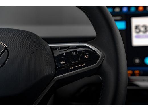 Volkswagen ID.7 Pro Limited Edition | Achterbank in ongelijke delen neerklapbaar incl. middenarmsteun en doorlaad... ActivLease financial lease