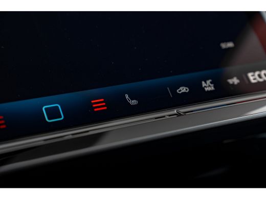 Volkswagen ID.7 Pro Limited Edition | Achterbank in ongelijke delen neerklapbaar incl. middenarmsteun en doorlaad... ActivLease financial lease