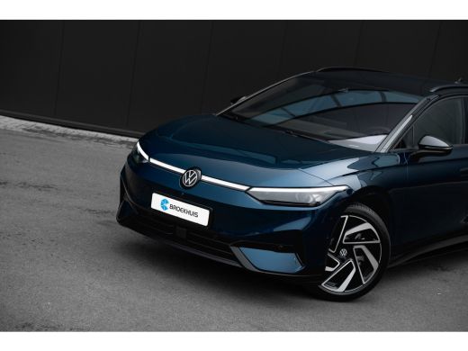 Volkswagen ID.7 Pro Limited Edition | Achterbank in ongelijke delen neerklapbaar incl. middenarmsteun en doorlaad... ActivLease financial lease