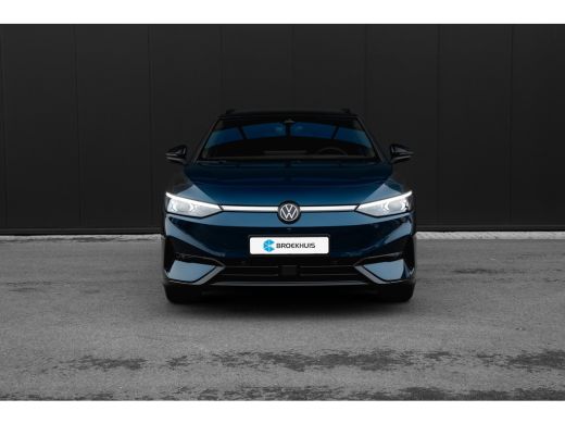 Volkswagen ID.7 Pro Limited Edition | Achterbank in ongelijke delen neerklapbaar incl. middenarmsteun en doorlaad... ActivLease financial lease