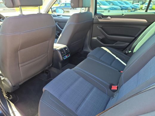 Volkswagen Passat Variant 1.4 TSI PHEV GTE Business | 92% SOH | 204Pk | Trekhaak | Elek. stoelen | Travel assist | ActivLease financial lease