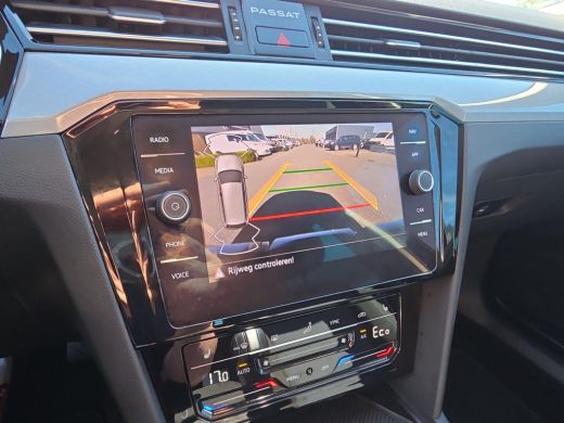 Volkswagen Passat Variant 1.4 TSI PHEV GTE Business | 92% SOH | 204Pk | Trekhaak | Elek. stoelen | Travel assist | ActivLease financial lease