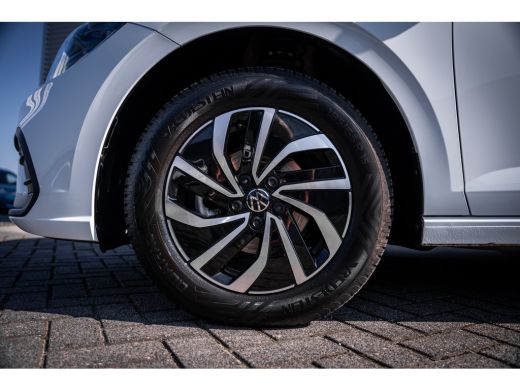 Volkswagen Polo 1.0 TSI Life Edition | Achteruitrijcamera | Cruise control adaptief met Stop&Go en stuurhulp | Ke... ActivLease financial lease