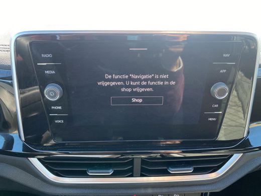 Volkswagen T-Roc 1.5 TSI R-Line Edition | IQ. Drive | A.Camera | Virtual Cockpit | Clima | 150Pk | Automaat | ActivLease financial lease