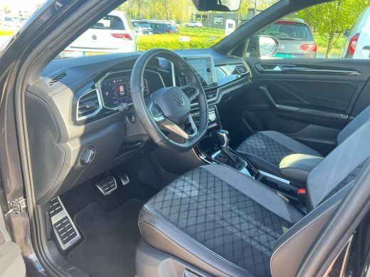 Volkswagen T-Roc 1.5 TSI R-Line | Digi dash | IQ. drive | A-Camera | Clima | 150Pk | App Connect | Automaat | ActivLease financial lease