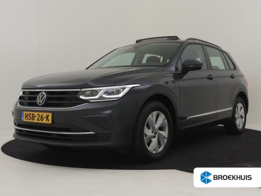 Volkswagen Tiguan 1.4 TSI 245pk eHybrid | Panoramadak | Trekhaak | l Panoramadak l Elektr. Trekhaak l Stoel verwarm...