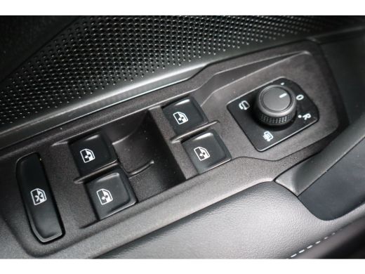 Volkswagen Tiguan 1.5 eHybrid Life Edition | Achteruitrijcamera | Apple Carplay/Android Auto|telefoonintegratie pre... ActivLease financial lease