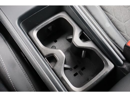 Volkswagen Tiguan 1.5 eHybrid Life Edition | Achteruitrijcamera | Apple Carplay/Android Auto|telefoonintegratie pre... ActivLease financial lease