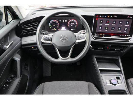 Volkswagen Tiguan 1.5 eHybrid Life Edition | Achteruitrijcamera | Apple Carplay/Android Auto|telefoonintegratie pre... ActivLease financial lease