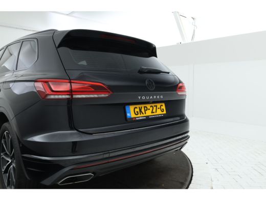Volkswagen Touareg 3.0 TSi eHybrid 4MOTION FULL BLACK! Navi, leer, ActivLease financial lease