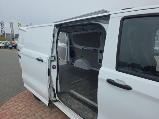 Volkswagen Transporter 2.0 TDI L2H1 150pk TDI | A.Camera | PDC V+A | Airco | LED | ActivLease financial lease