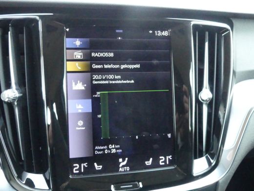 Volvo  V60 2.0 B3 Momentum Advantage | STOEL+STUURVERWARMING | CAMERA | PARKEERSENSOREN V+A | ActivLease financial lease