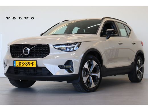 Volvo  XC40 B4 197PK Plus Dark | Trekhaak | 19" all season | Verw. voorruit | Power seats