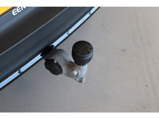 Volvo  XC40 B4 197PK Plus Dark | Trekhaak | 19" all season | Verw. voorruit | Power seats ActivLease financial lease