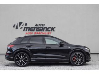 Audi Q4 e-tron 40 / 2x S-line/ Standkachel/ Head-Up Display/ Panoramadak/ 150kW (204PK)