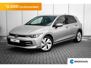 Volkswagen Golf Life Edition eHybrid | 'App-Connect' draadloze smartphone integratie | Achterbank in ongelijke de...