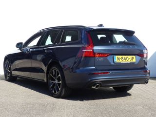 Volvo  V60 2.0 B3 Momentum Advantage | STOEL+STUURVERWARMING | CAMERA | PARKEERSENSOREN V+A |