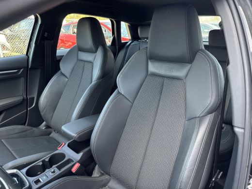 Audi A3 Sportback 35 TFSI edition one | BTW ! ! | Virtual cockpit | Matrix led | Carplay | ActivLease financial lease